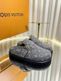 Picture of Louis Vuitton Slippers _SKULVsz35-45mnq01101087